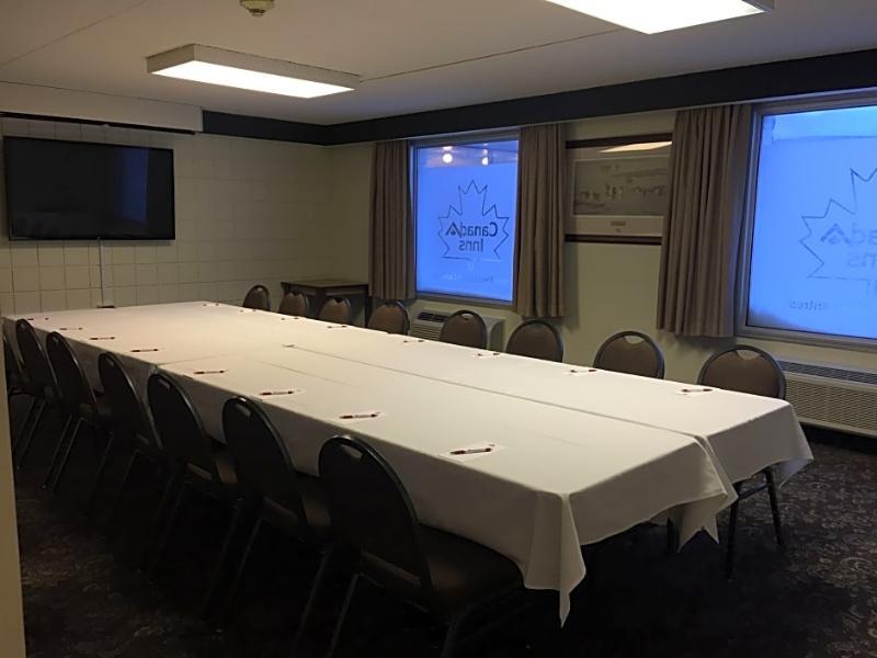 וויניפג Canad Inns Destination Centre Transcona מראה חיצוני תמונה