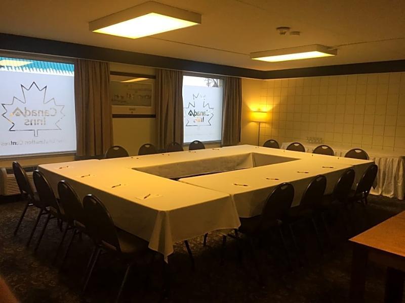 וויניפג Canad Inns Destination Centre Transcona מראה חיצוני תמונה